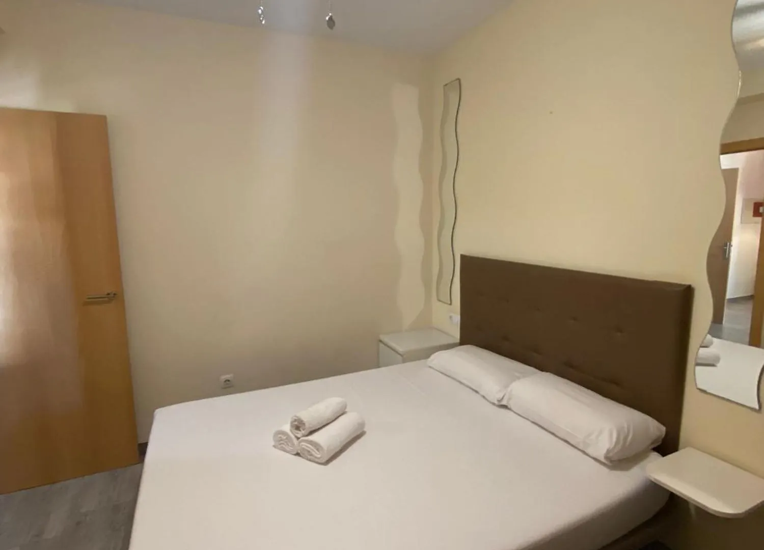 Apartamento super luminoso Málaga 0*,  España