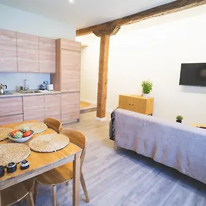 https://plaza-cuatro.bilbaohotelsspain.com